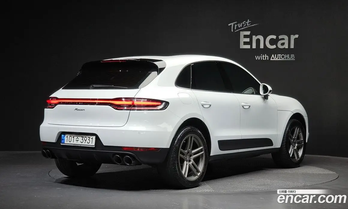Porsche Macan 2021 2.0 автомат (гидро), фото 1 Porsche Macan 2021 2.0 автомат (гидро), фото 1