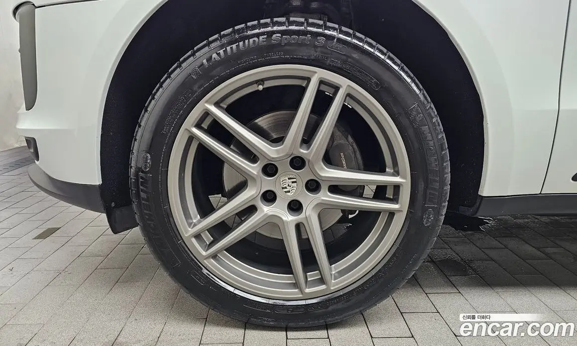 Porsche Macan 2021 2.0 автомат (гидро), фото 4 Porsche Macan 2021 2.0 автомат (гидро), фото 4