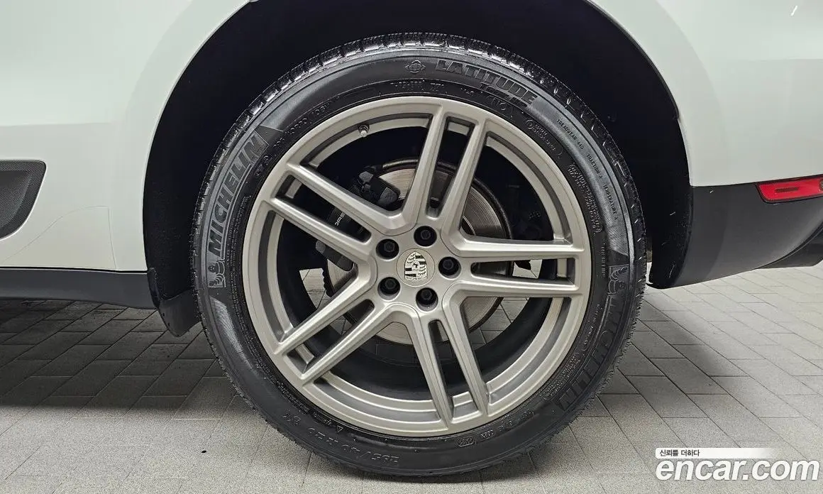 Porsche Macan 2021 2.0 автомат (гидро), фото 6 Porsche Macan 2021 2.0 автомат (гидро), фото 6