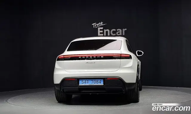 Porsche Macan 2025 0.2 автомат (гидро), миниатюра 4
