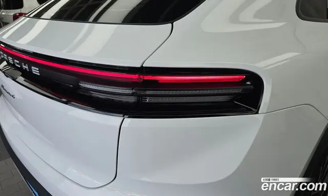Porsche Macan 2025 0.2 автомат (гидро), миниатюра 9