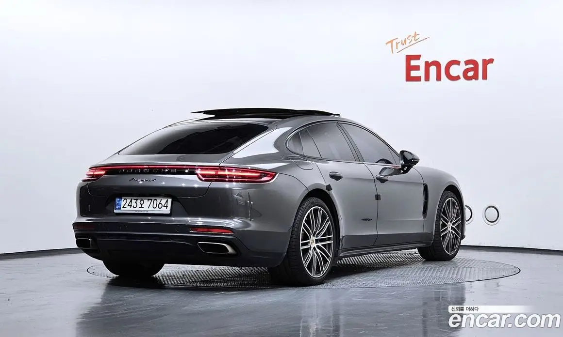 Porsche Panamera 2017 3.0 автомат (гидро), фото 2 Porsche Panamera 2017 3.0 автомат (гидро), фото 2