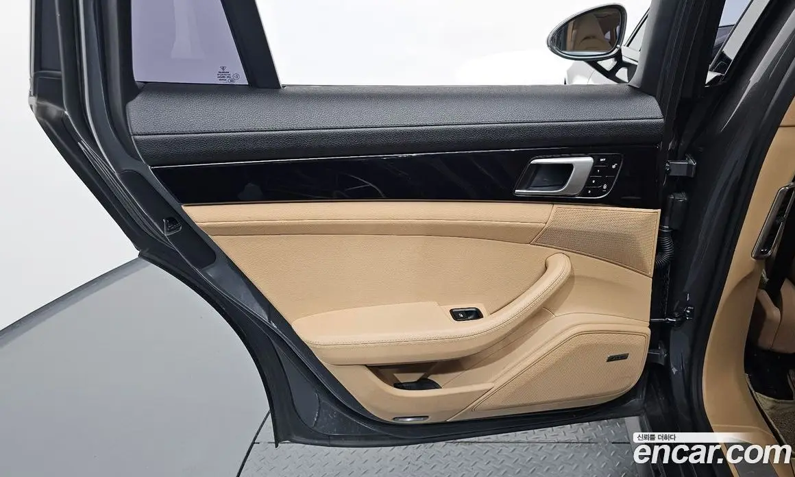 Porsche Panamera 2017 3.0 автомат (гидро), фото 15 Porsche Panamera 2017 3.0 автомат (гидро), фото 15