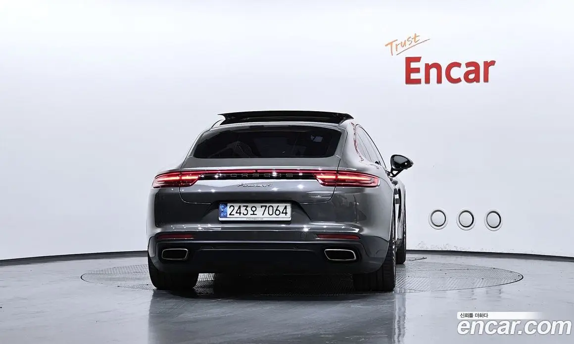 Porsche Panamera 2017 3.0 автомат (гидро), фото 4 Porsche Panamera 2017 3.0 автомат (гидро), фото 4