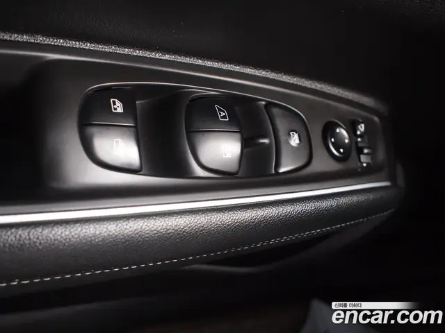 Renault (Samsung) QM6 2016 2.0 автомат (гидро), миниатюра 12