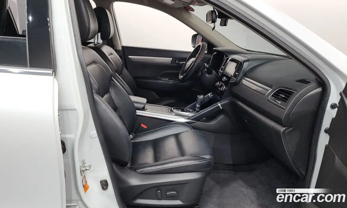 Renault (Samsung) QM6 2017 2.0 автомат (гидро), фото 16 Renault (Samsung) QM6 2017 2.0 автомат (гидро), фото 16