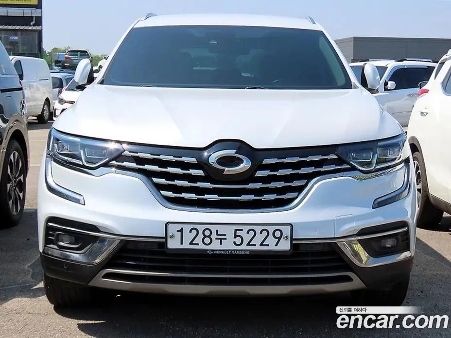 Renault (Samsung) QM6 2020 2.0 автомат (гидро), фото 1 Renault (Samsung) QM6 2020 2.0 автомат (гидро), фото 1