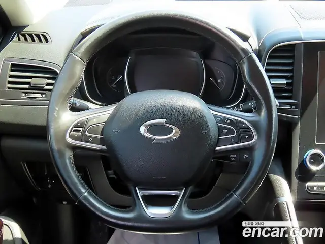 Renault (Samsung) QM6 2020 2.0 автомат (гидро), миниатюра 7 Renault (Samsung) QM6 2020 2.0 автомат (гидро), миниатюра 7