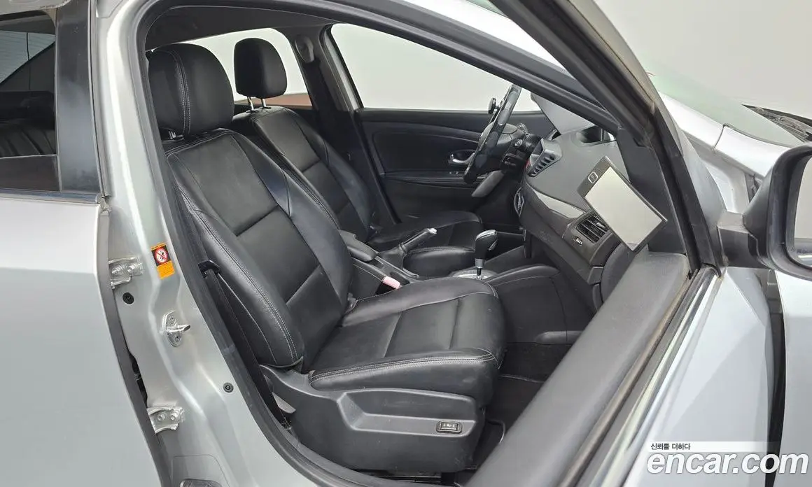 Renault (Samsung) SM3 2011 1.6 автомат (гидро), фото 16 Renault (Samsung) SM3 2011 1.6 автомат (гидро), фото 16