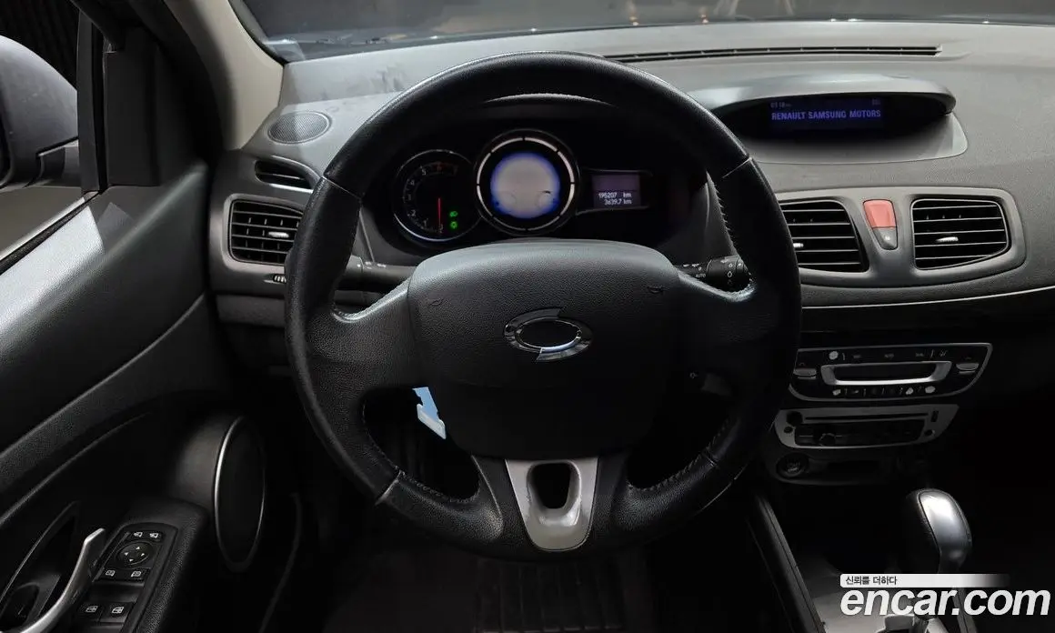 Renault (Samsung) SM3 2013 1.6 автомат (гидро), фото 13 Renault (Samsung) SM3 2013 1.6 автомат (гидро), фото 13