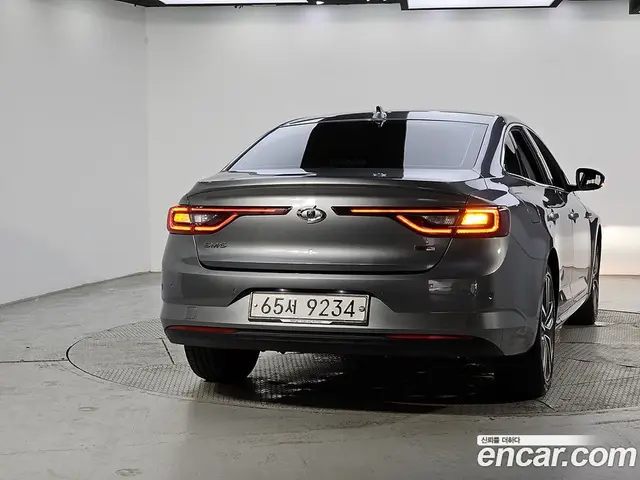 Renault (Samsung) SM6 2016 2.0 автомат (гидро), миниатюра 3 Renault (Samsung) SM6 2016 2.0 автомат (гидро), миниатюра 3