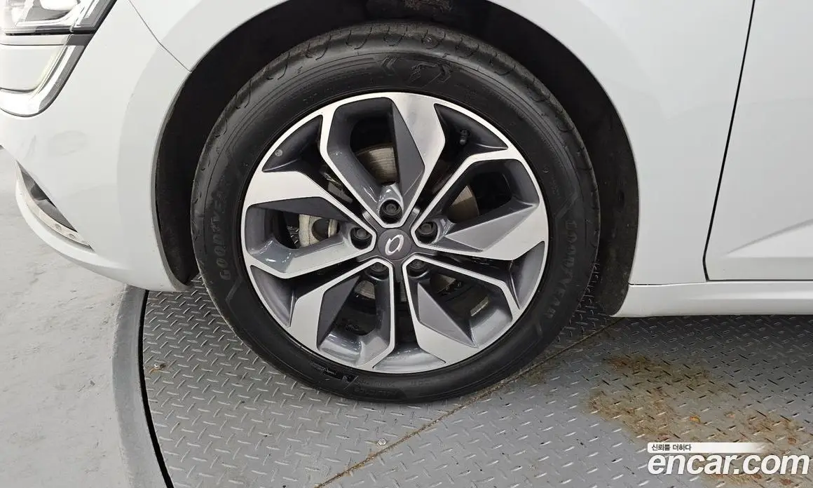 Renault (Samsung) SM6 2019 2.0 автомат (гидро), фото 5