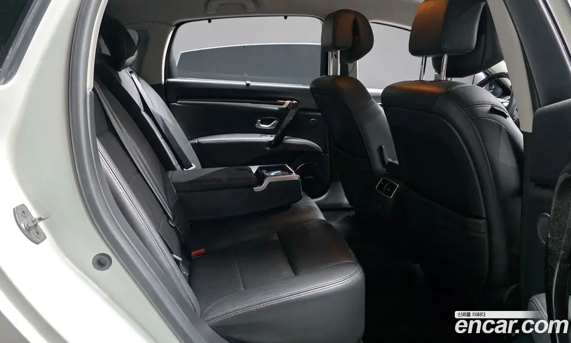 Renault (Samsung) SM7 2017 3.5 автомат (гидро), фото 17 Renault (Samsung) SM7 2017 3.5 автомат (гидро), фото 17