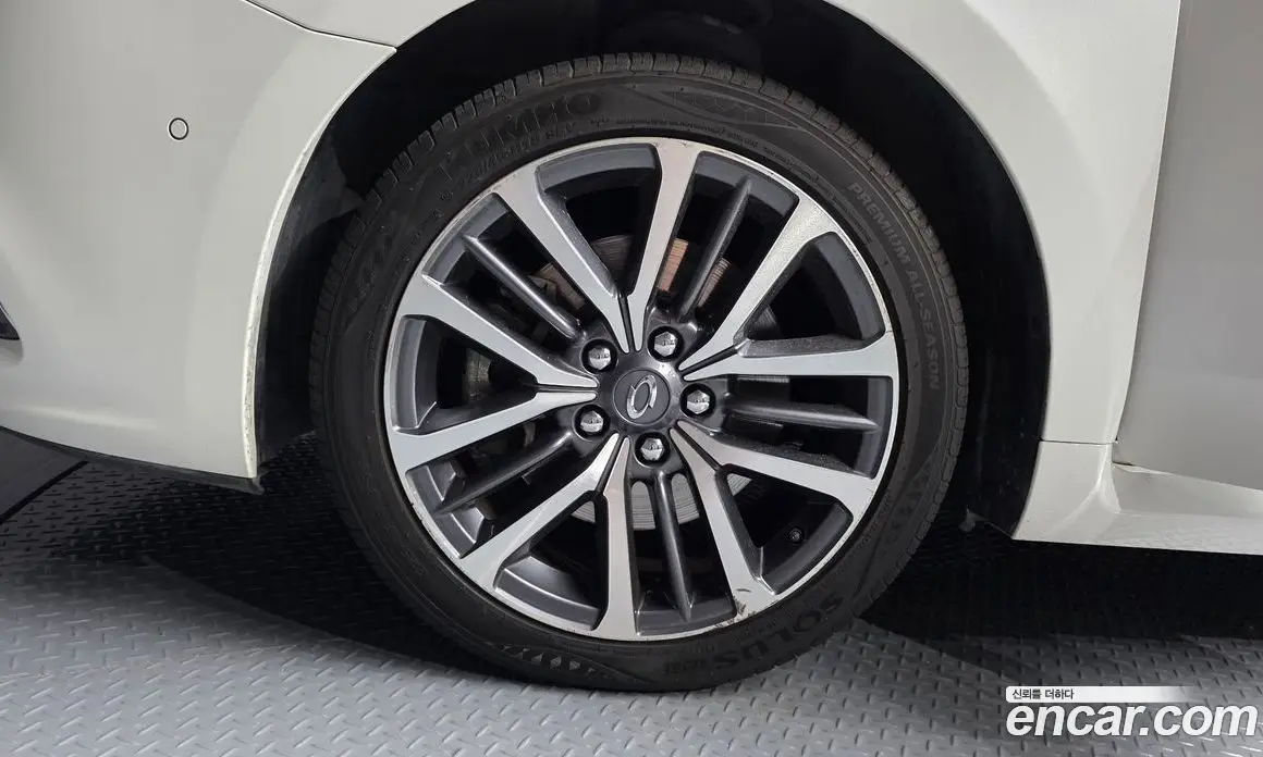 Renault (Samsung) SM7 2017 3.5 автомат (гидро), фото 5 Renault (Samsung) SM7 2017 3.5 автомат (гидро), фото 5