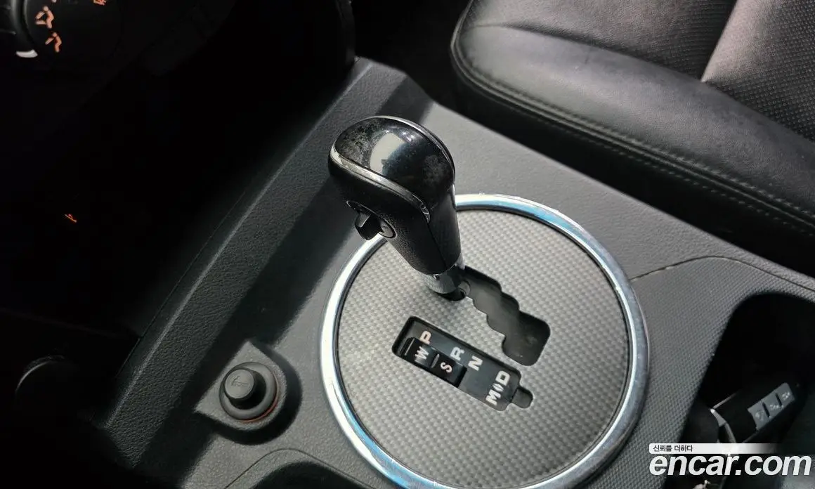 SsangYong Korando 2015 2.0 автомат (гидро), фото 12