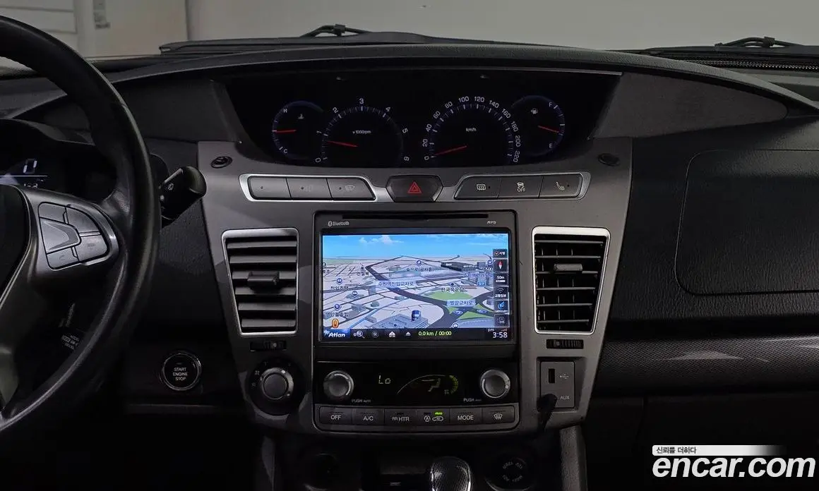 SsangYong Korando 2015 2.0 автомат (гидро), фото 20