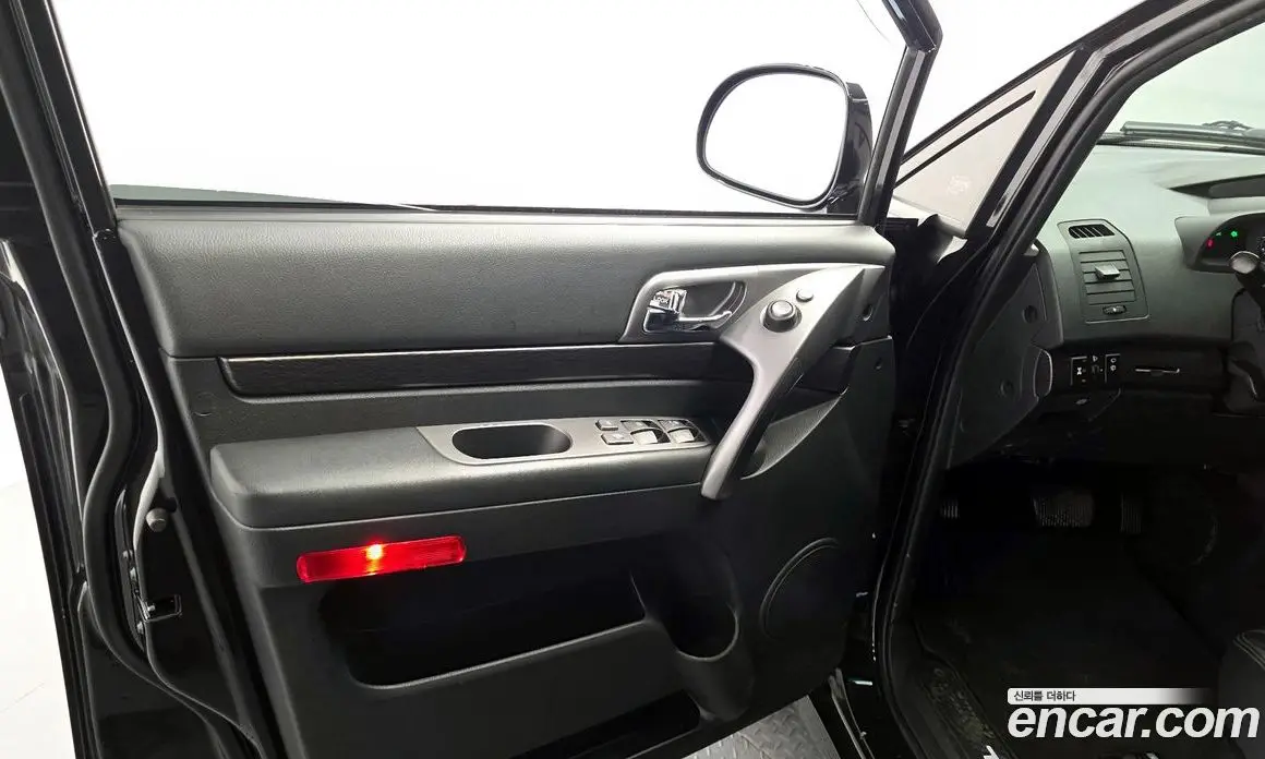 SsangYong Korando 2017 2.2 автомат (гидро), фото 14 SsangYong Korando 2017 2.2 автомат (гидро), фото 14