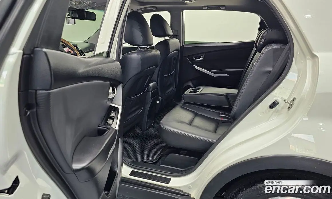 SsangYong Korando 2017 2.2 автомат (гидро), фото 16