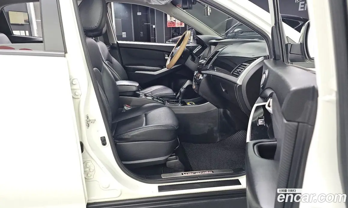 SsangYong Korando 2017 2.2 автомат (гидро), фото 17