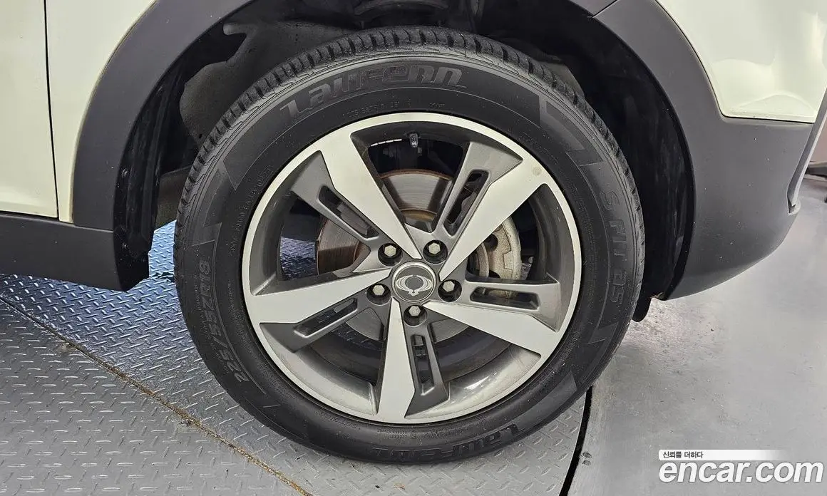 SsangYong Korando 2017 2.2 автомат (гидро), фото 7