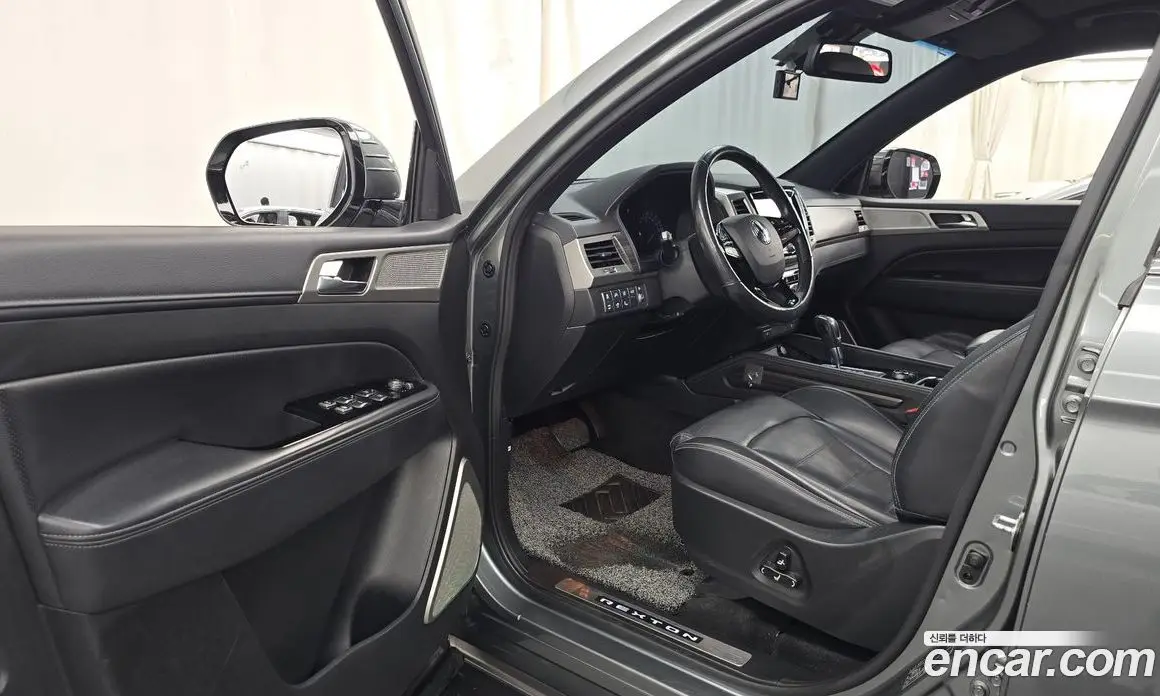 SsangYong Rexton 2017 2.2 автомат (гидро), фото 13