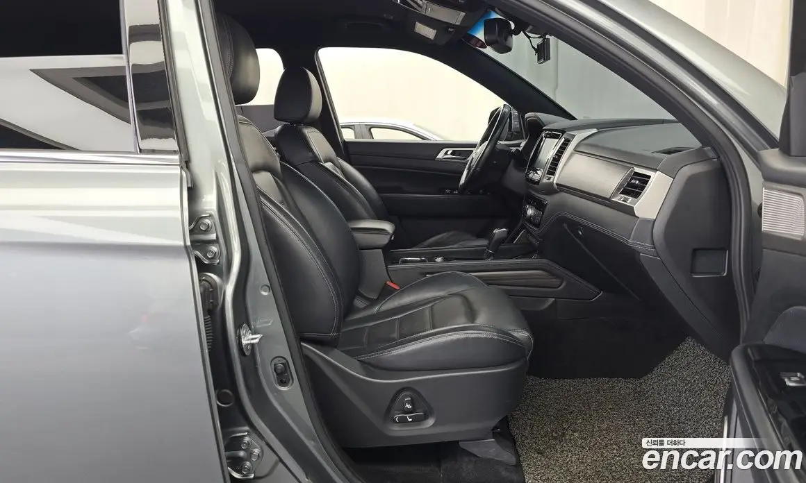 SsangYong Rexton 2017 2.2 автомат (гидро), фото 16