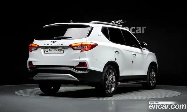 SsangYong Rexton 2018 2.2 автомат (гидро), миниатюра 2