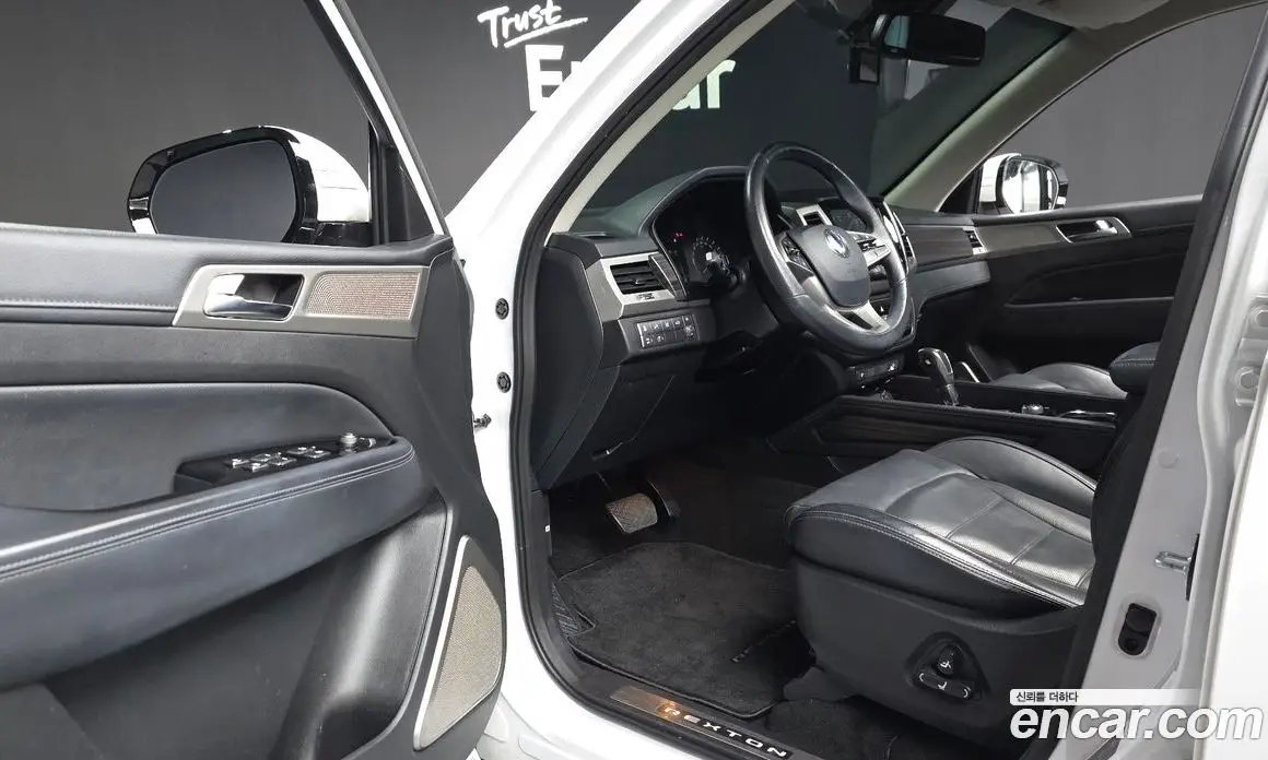 SsangYong Rexton 2018 2.2 автомат (гидро), фото 13