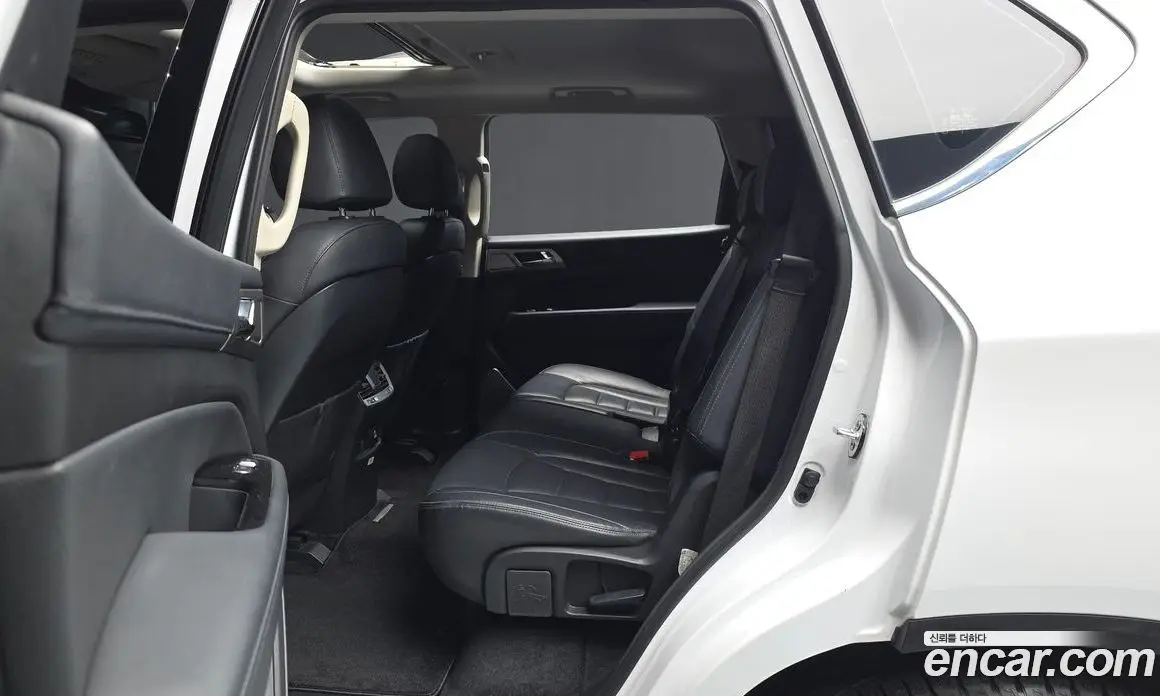 SsangYong Rexton 2018 2.2 автомат (гидро), фото 16