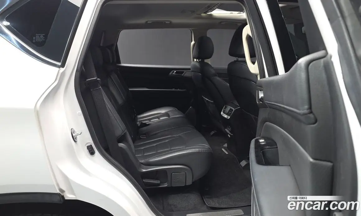 SsangYong Rexton 2018 2.2 автомат (гидро), фото 18