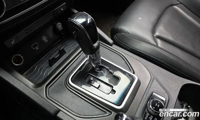SsangYong Rexton 2018 2.2 автомат (гидро), миниатюра 12
