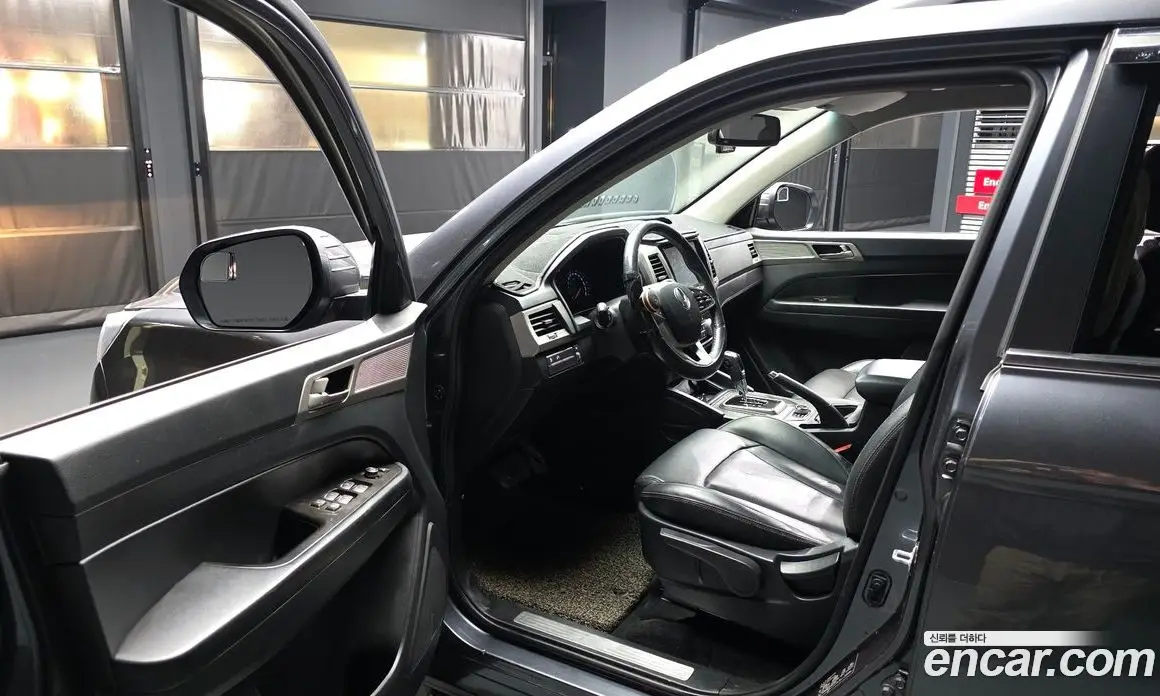 SsangYong Rexton 2018 2.2 автомат (гидро), фото 13 SsangYong Rexton 2018 2.2 автомат (гидро), фото 13