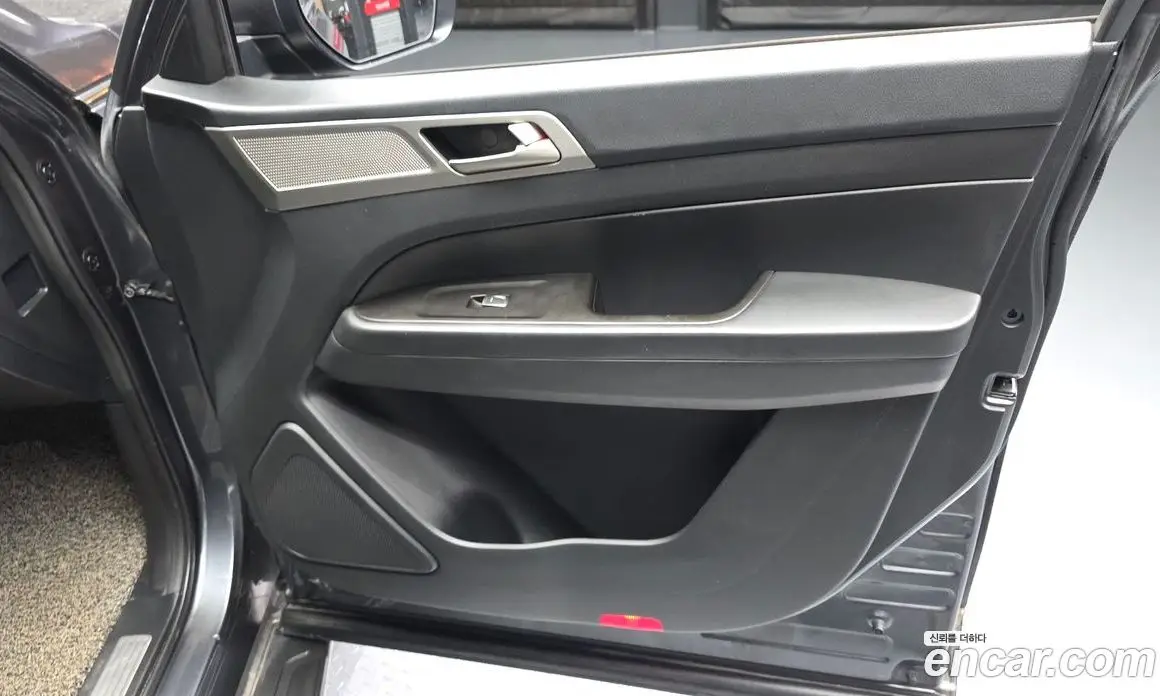 SsangYong Rexton 2018 2.2 автомат (гидро), фото 14 SsangYong Rexton 2018 2.2 автомат (гидро), фото 14