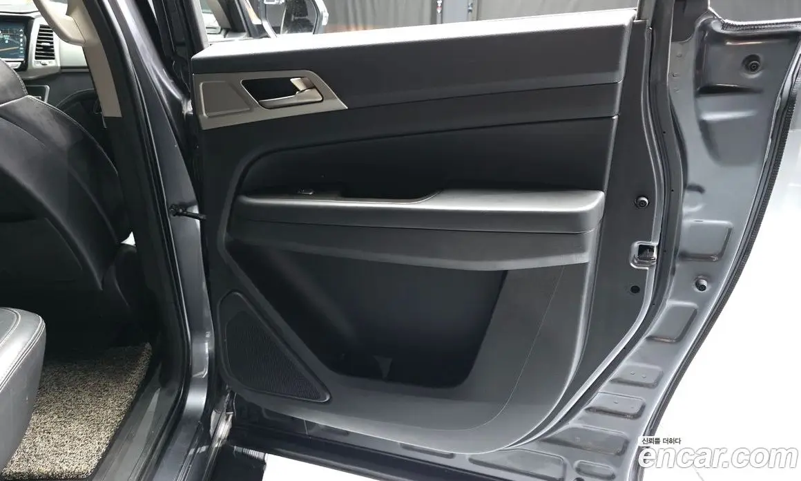 SsangYong Rexton 2018 2.2 автомат (гидро), фото 15 SsangYong Rexton 2018 2.2 автомат (гидро), фото 15