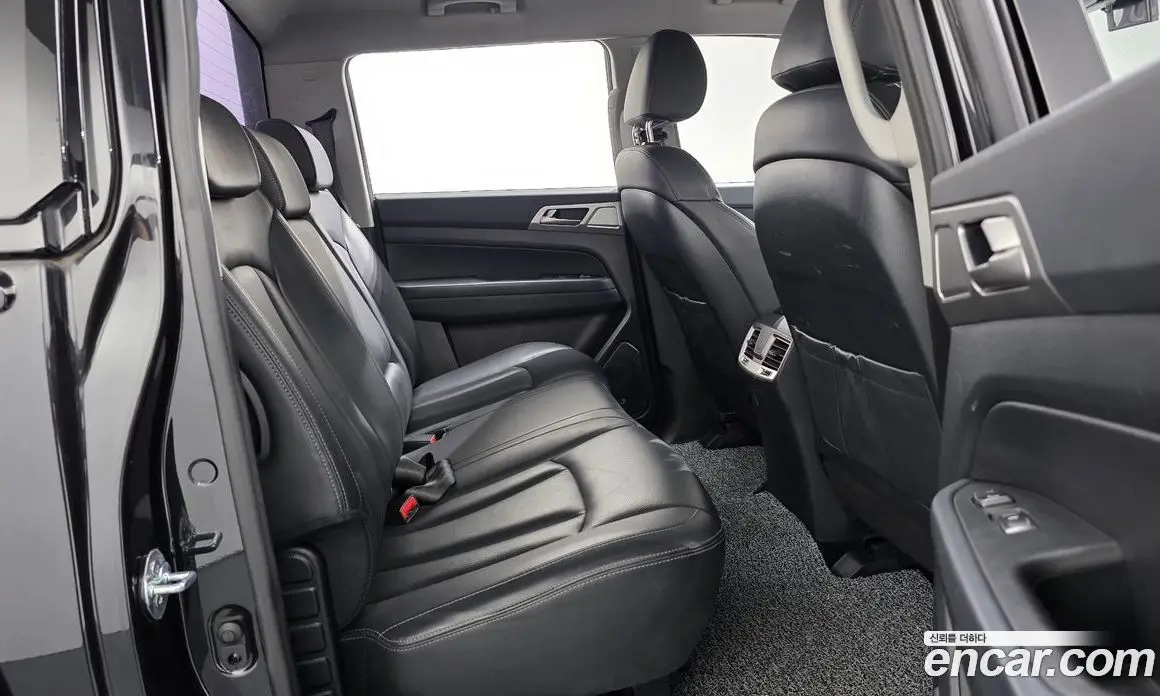 SsangYong Rexton 2019 2.2 автомат (гидро), фото 17 SsangYong Rexton 2019 2.2 автомат (гидро), фото 17