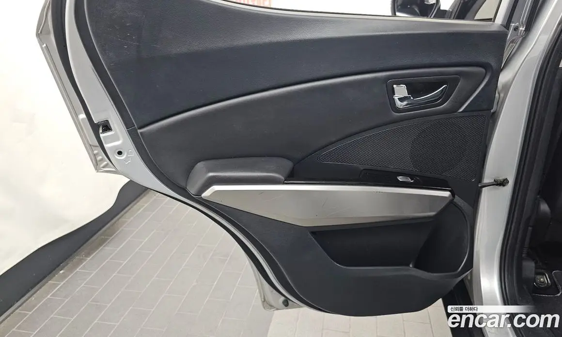 SsangYong TIBOLI 2015 1.6 автомат (гидро), фото 15