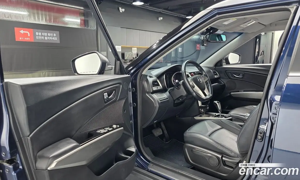 SsangYong TIBOLI 2015 1.6 автомат (гидро), фото 13