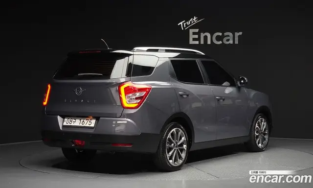SsangYong TIBOLI 2017 1.6 автомат (гидро), миниатюра 2