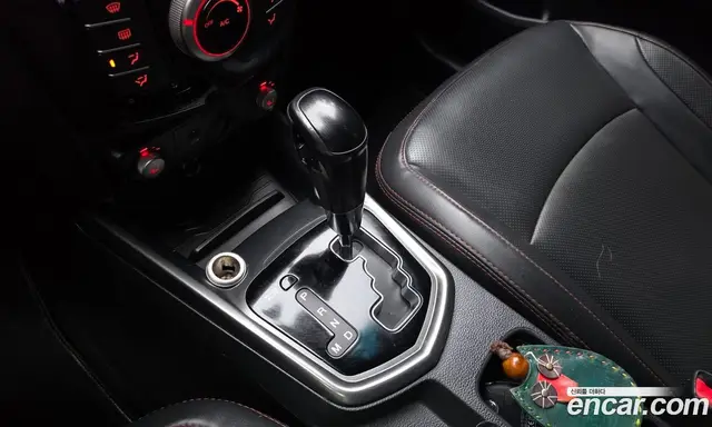 SsangYong TIBOLI 2017 1.6 автомат (гидро), миниатюра 12