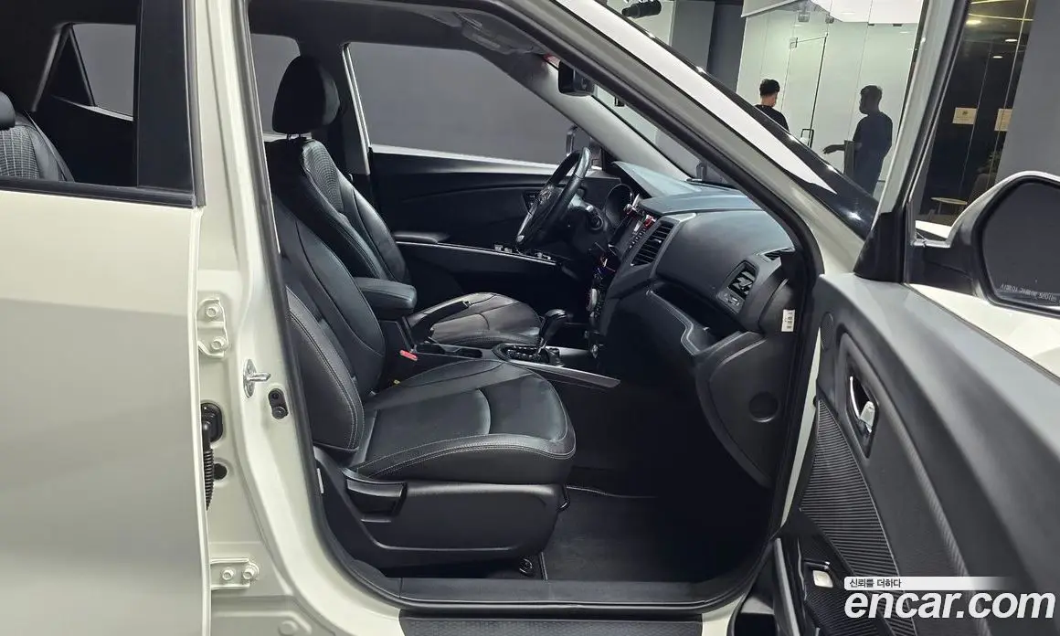 SsangYong TIBOLI 2018 1.6 автомат (гидро), фото 17