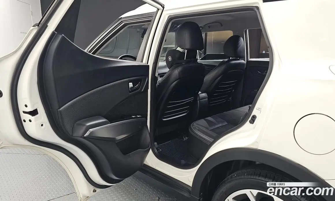 SsangYong TIBOLI 2018 1.6 автомат (гидро), фото 18