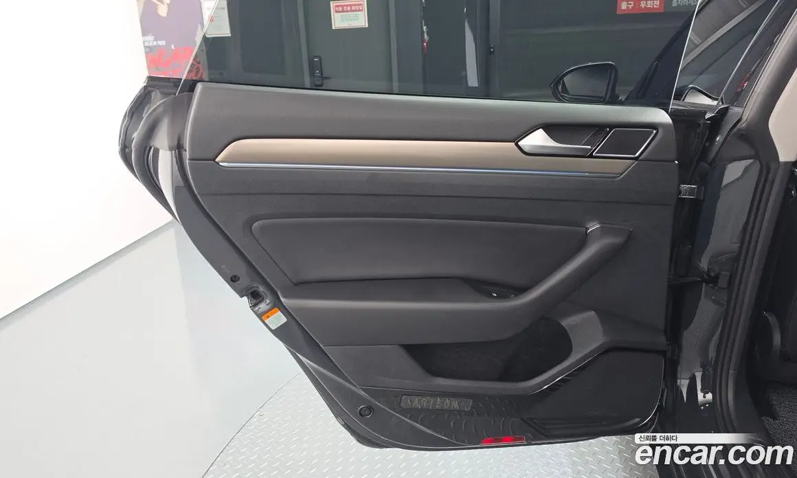 Volkswagen Arteon 2019 2.0 автомат (гидро), фото 15 Volkswagen Arteon 2019 2.0 автомат (гидро), фото 15