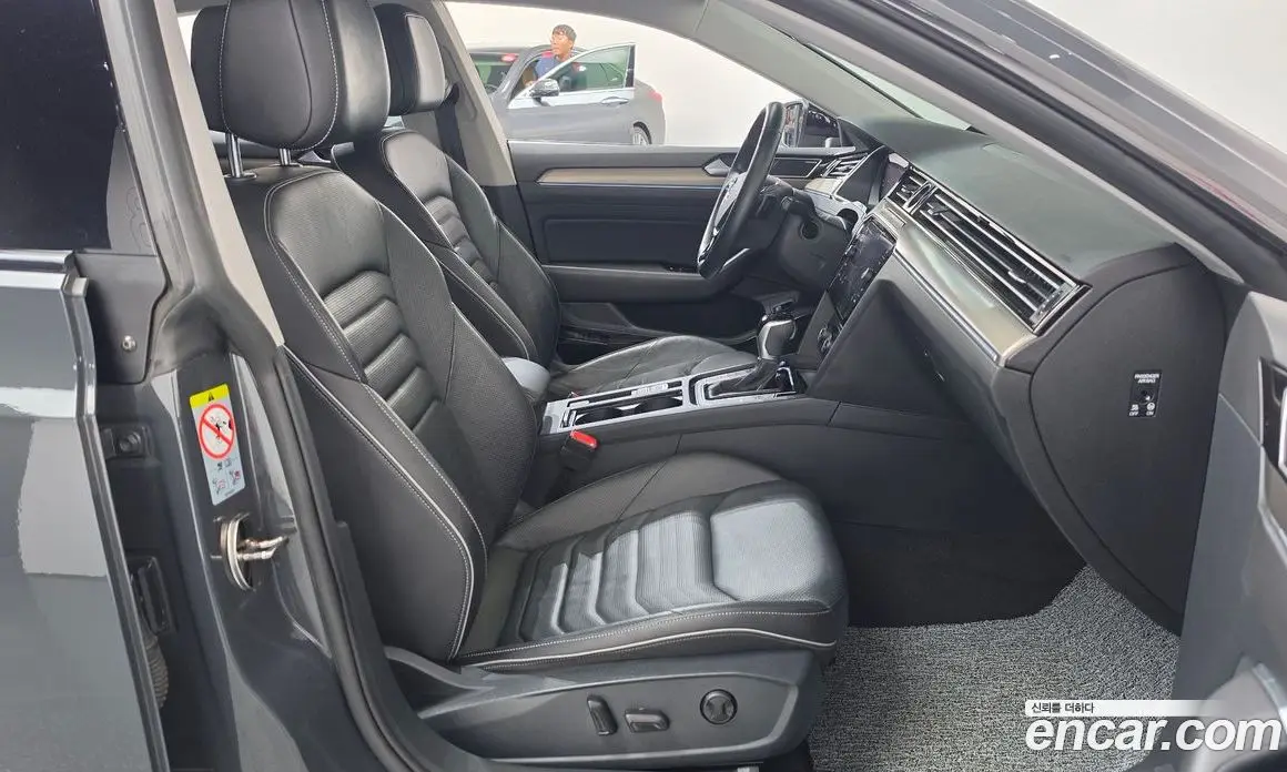 Volkswagen Arteon 2019 2.0 автомат (гидро), фото 16 Volkswagen Arteon 2019 2.0 автомат (гидро), фото 16
