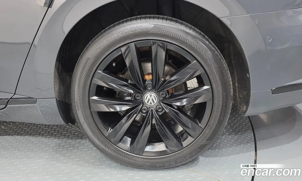 Volkswagen Arteon 2019 2.0 автомат (гидро), фото 7 Volkswagen Arteon 2019 2.0 автомат (гидро), фото 7