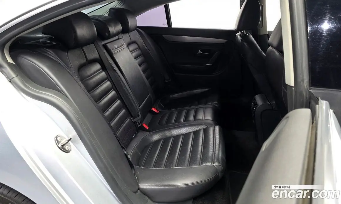Volkswagen CC 2011 2.0 автомат (гидро), фото 12 Volkswagen CC 2011 2.0 автомат (гидро), фото 12