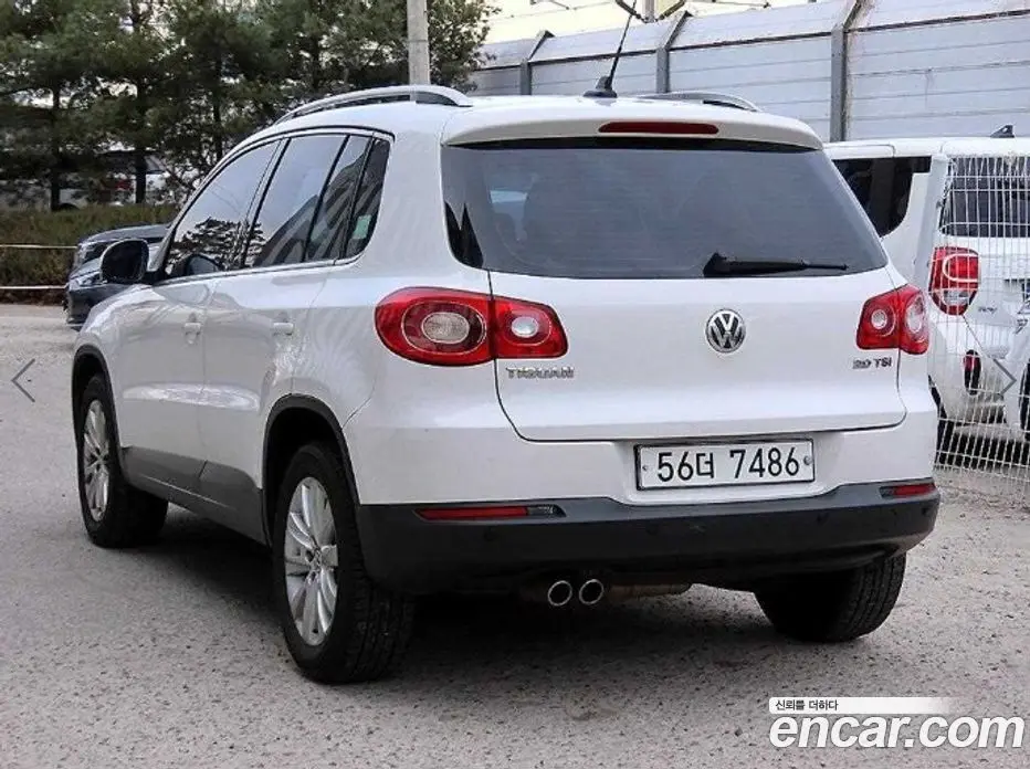 Volkswagen Tiguan 2008 2.0 автомат (гидро), фото 3 Volkswagen Tiguan 2008 2.0 автомат (гидро), фото 3