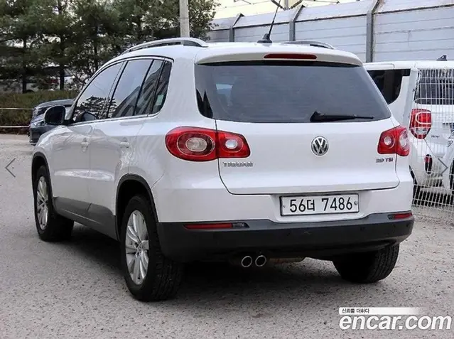 Volkswagen Tiguan 2008 2.0 автомат (гидро), миниатюра 3 Volkswagen Tiguan 2008 2.0 автомат (гидро), миниатюра 3
