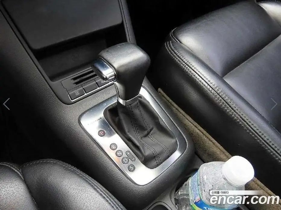 Volkswagen Tiguan 2008 2.0 автомат (гидро), фото 10 Volkswagen Tiguan 2008 2.0 автомат (гидро), фото 10