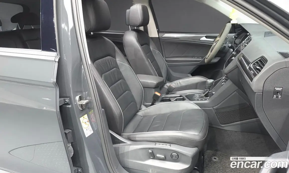 Volkswagen Tiguan 2020 2.0 автомат (гидро), фото 17 Volkswagen Tiguan 2020 2.0 автомат (гидро), фото 17