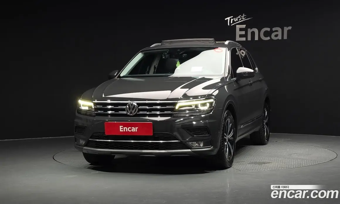 Volkswagen Tiguan 2020 2.0 автомат (гидро), фото 3 Volkswagen Tiguan 2020 2.0 автомат (гидро), фото 3